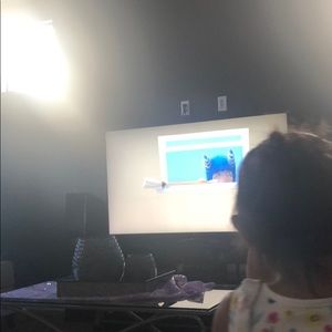 Meet your Posher, Zinnia